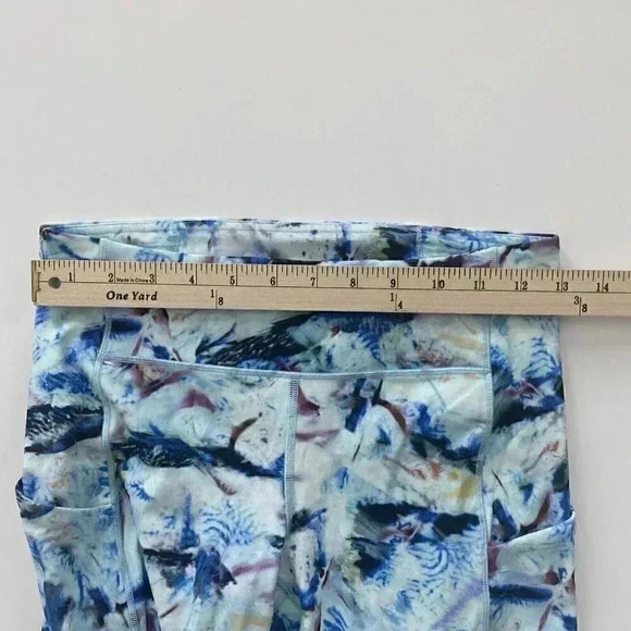 Lululemon Wunder Under Exposure Multi Print, Size 6, 7/8 Length - Picture 4 of 8